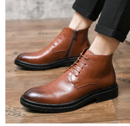 Sandstone Men's High-Top Hikers