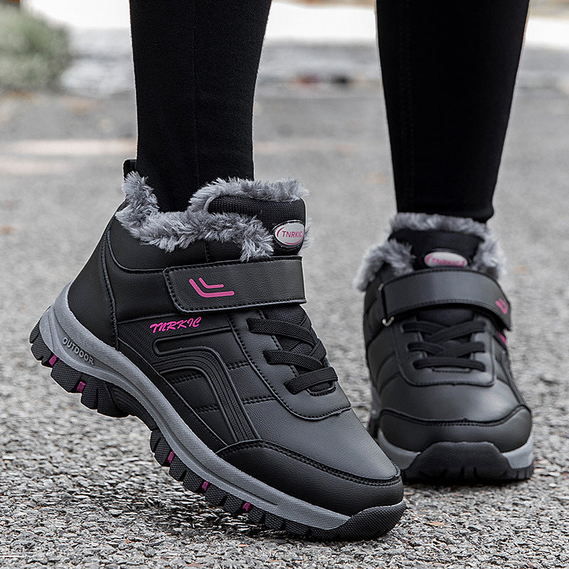 Nomadix Alpine Grip Boots